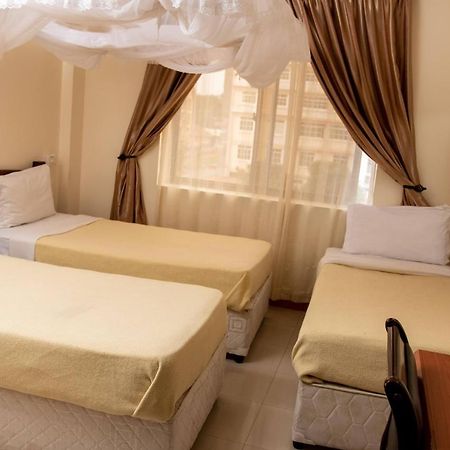 Briston Hotel Аруша Екстер'єр фото