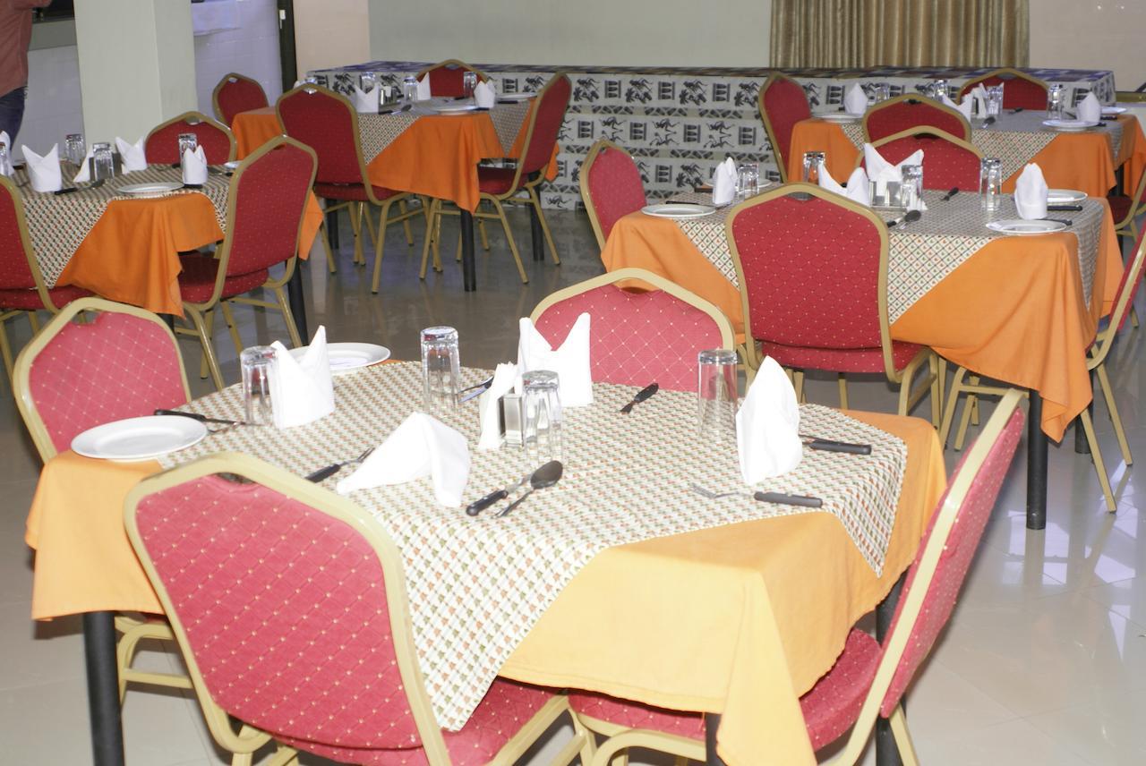 Briston Hotel Аруша Екстер'єр фото